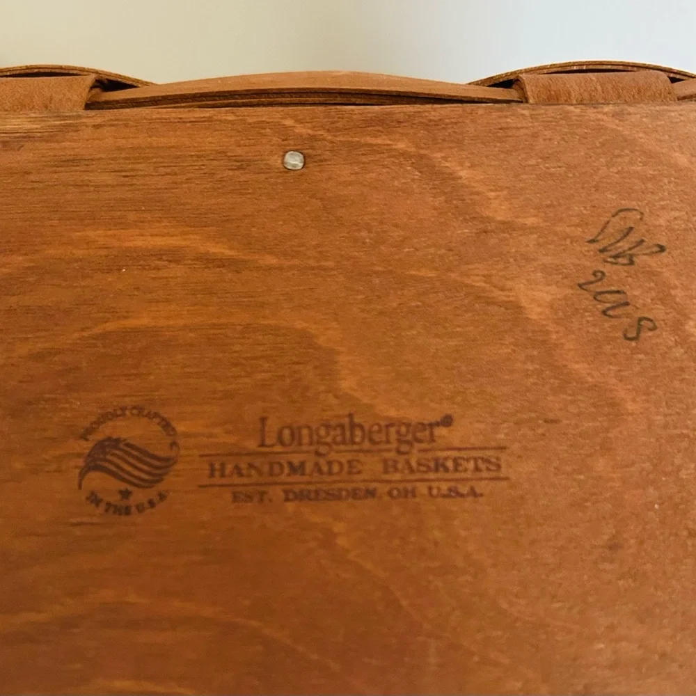 Longaberger 2008 Decorative Handmade Basket w/ Longaberger Custom Made. - Picture 11 of 11